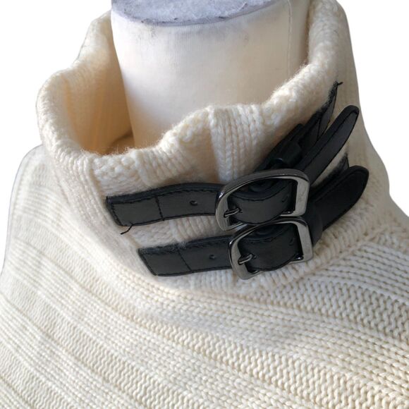 Chico’s Black Label Wool Cream Cashmere Blend Turtleneck Poncho Cape Buckle‎ S/M - Picture 3 of 13